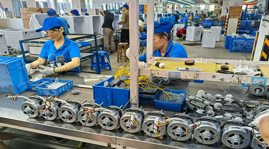 選擇靈活定制的合作伙伴，而非僅僅是制造商